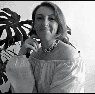 Elifhan Sezer